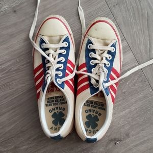 Vintage Lucky Brand sneakers